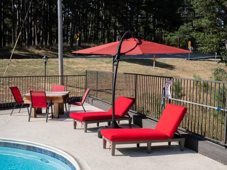 Stonegate Lodge 2 Queen Beds Fast Wifi 50" Tv Salt Water Pool Room #207 유레카 스프링스 외부 사진