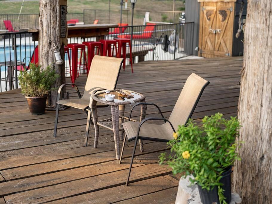Stonegate Lodge 2 Queen Beds Fast Wifi 50" Tv Salt Water Pool Room #207 유레카 스프링스 외부 사진